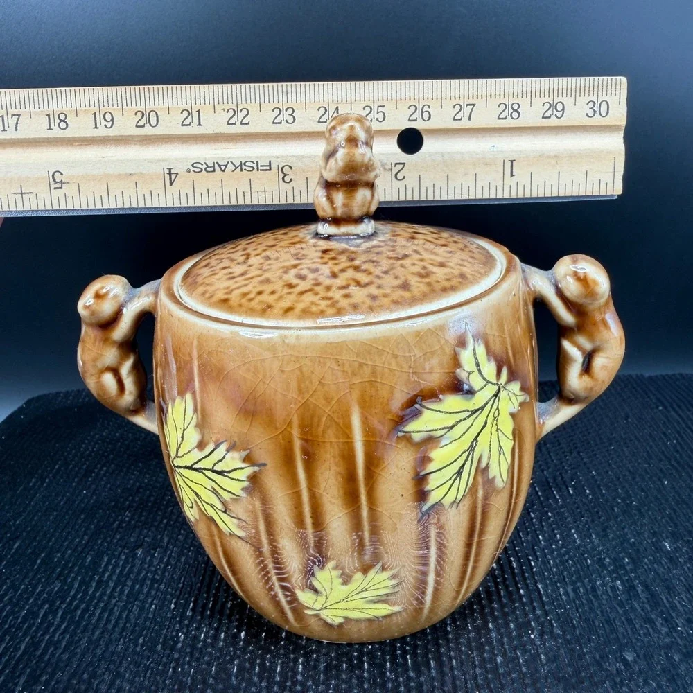 Vintage Shafford‎ 1951 Squirrel Maple Leaf Ceramic Sugar Bowl with Lid Brown VTG